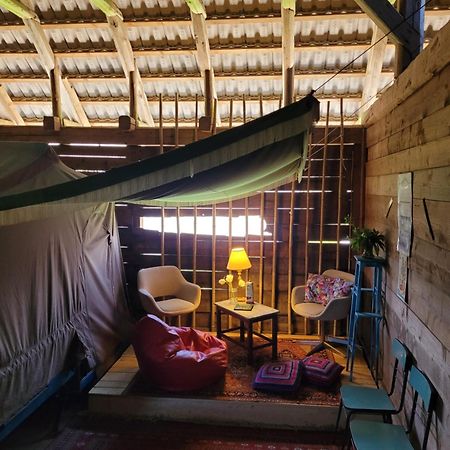 Хостел Nomads Glamp Блед Экстерьер фото