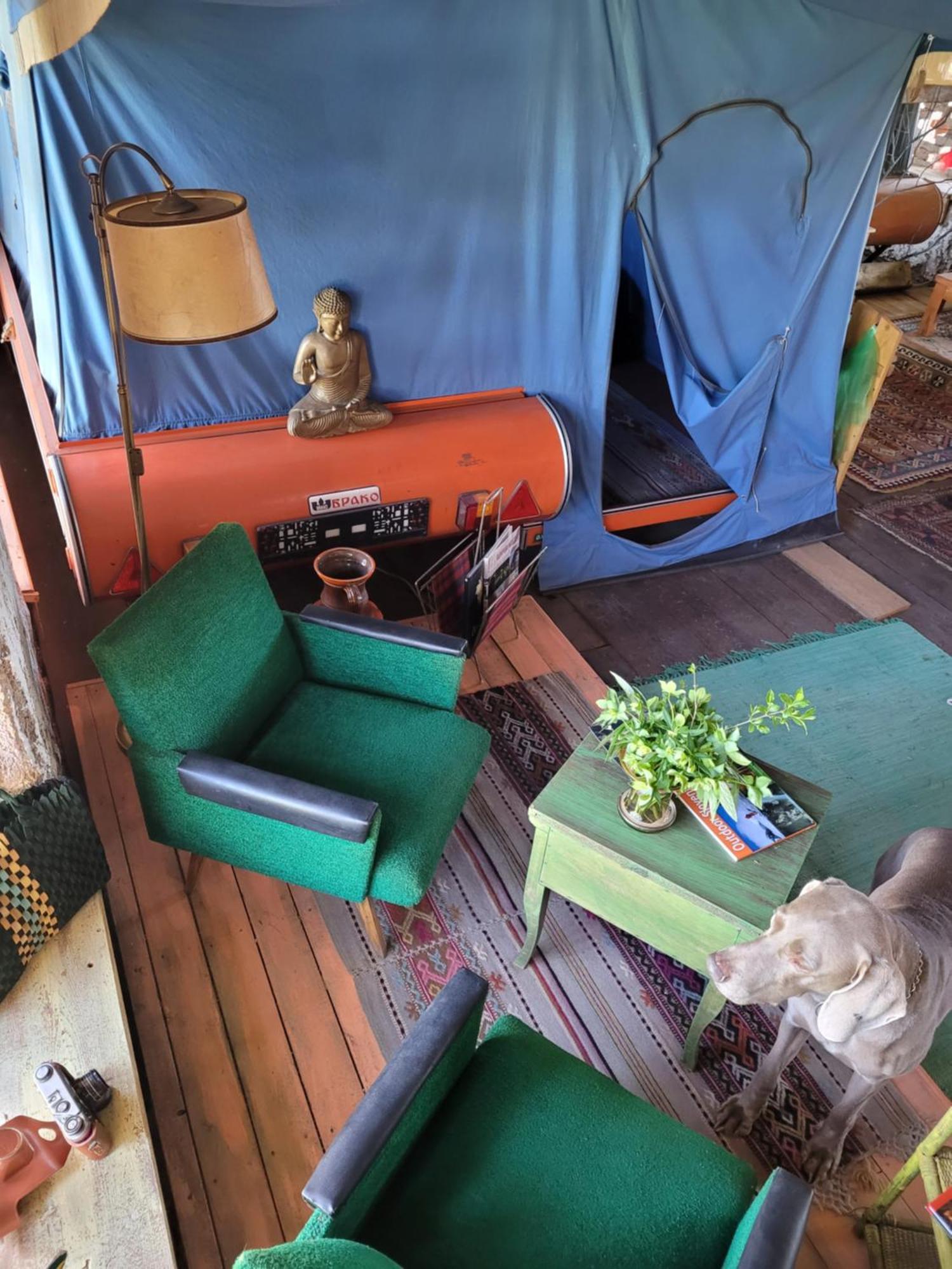 Хостел Nomads Glamp Блед Экстерьер фото